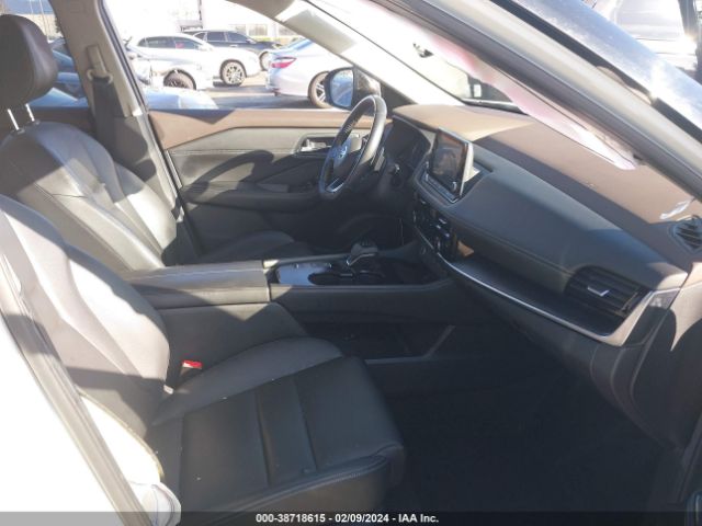 JN8AT3CA8MW024765 Nissan Rogue Sl Fwd