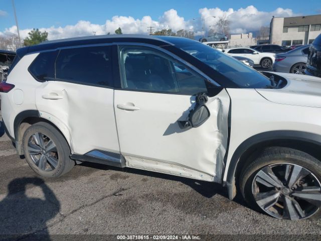 JN8AT3CA8MW024765 Nissan Rogue Sl Fwd