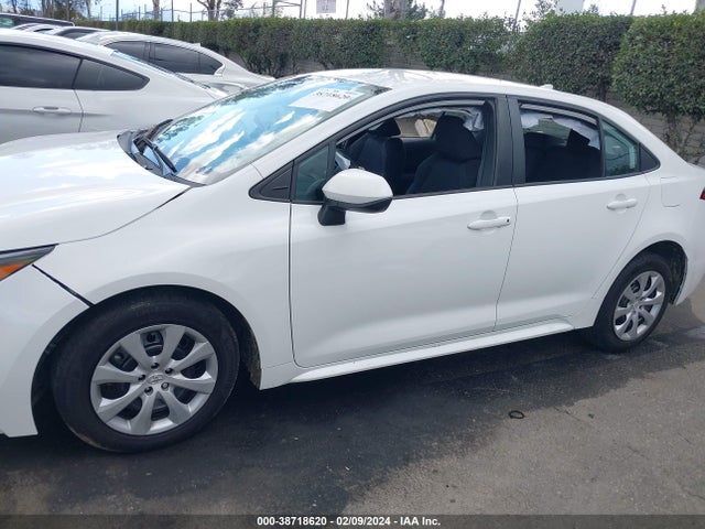 Toyota COROLLA LE 2022 5YFEPMAE5NP279686 Image 14
