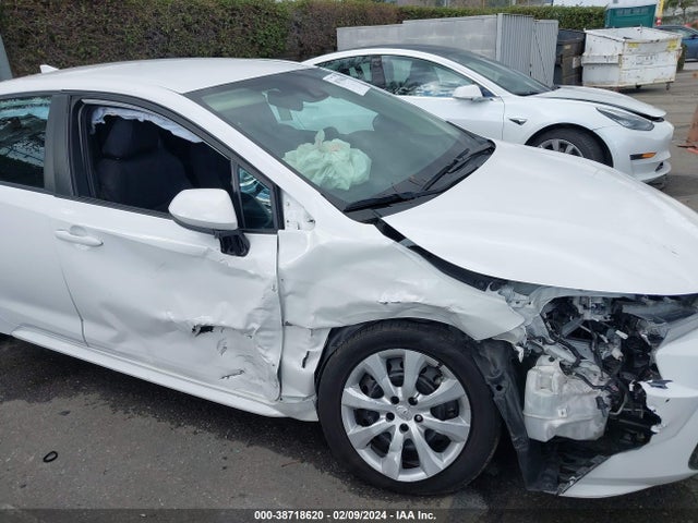 Toyota COROLLA LE 2022 5YFEPMAE5NP279686 Image 6