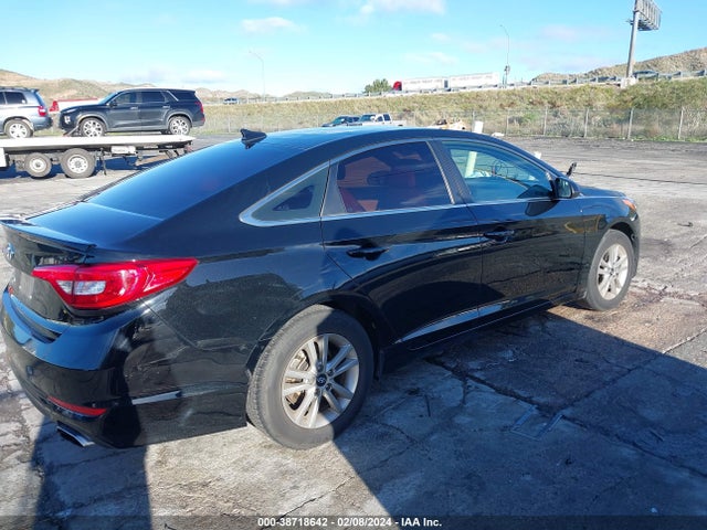2017 HYUNDAI SONATA SE VIN: 5NPE24AF7HH560865