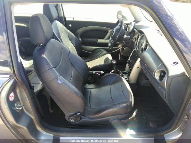 2002 MINI COOPER S WMWRE33442TD53853 Photo 4