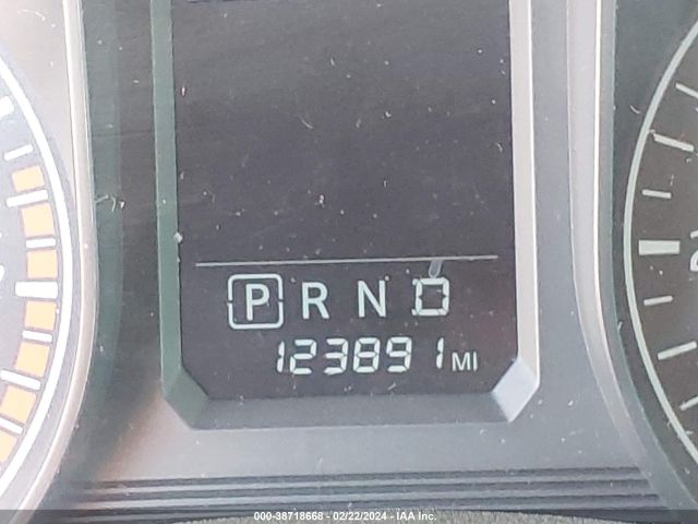 1N6AA1EJ3JN506335 Nissan TITAN S
