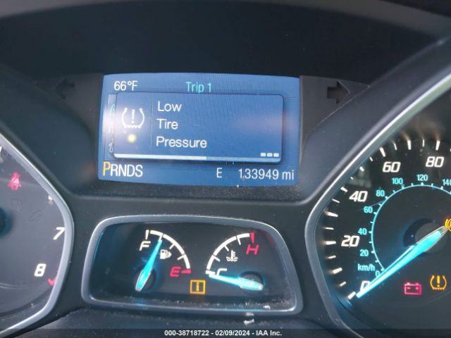 1FMCU9GX0EUD05423 Ford ESCAPE SE
