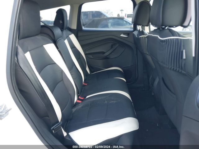 1FMCU9GX0EUD05423 Ford ESCAPE SE