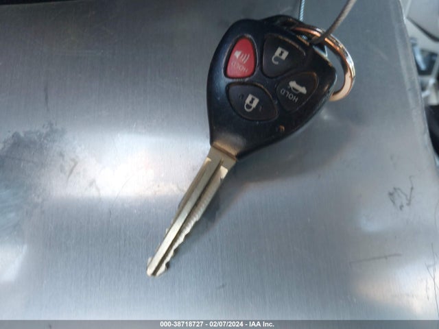 2010 TOYOTA COROLLA S VIN: 2T1BU4EE1AC446240