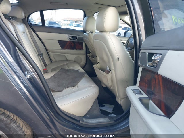 2009 JAGUAR XF SAJWA06B89HR43513 Photo 7