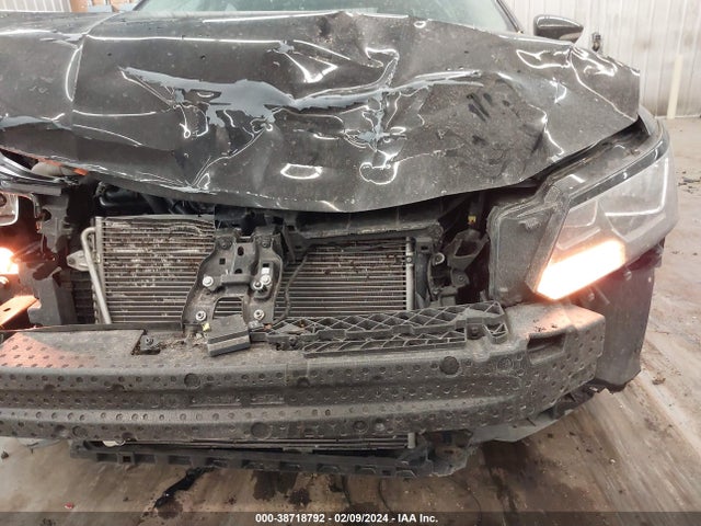 1VWDT7A33HC063448 Volkswagen Passat 1.8t R-line