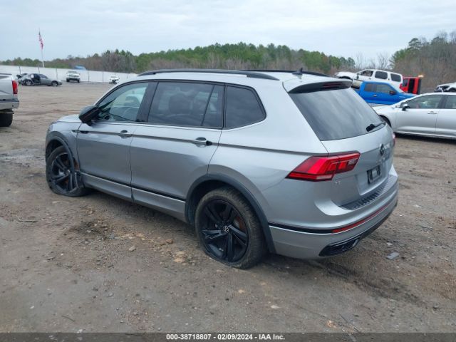 3VVCB7AX3PM034843 Volkswagen Tiguan 2.0t Se R-line Black