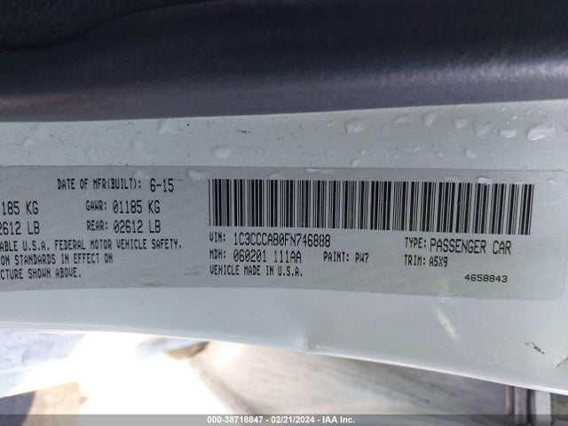 Chrysler 200 Limited 2015 1C3CCCAB0FN746888 Image 9