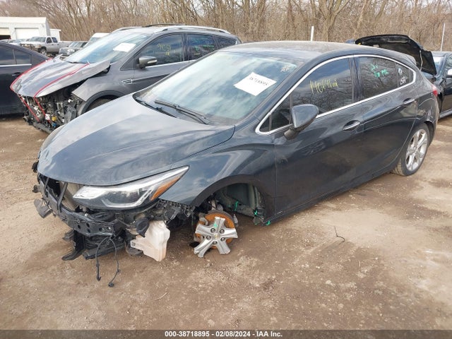 Chevrolet Cruze Premier Auto 2018 3G1BF6SM9JS640611 Image 2