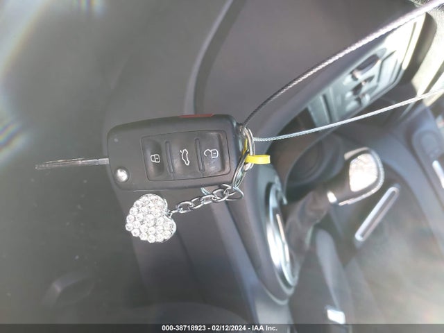 3VWFD7AT9KM707823 Volkswagen Beetle 2.0t Final Edition Se/2.0t Final Edition Sel/2.0t S