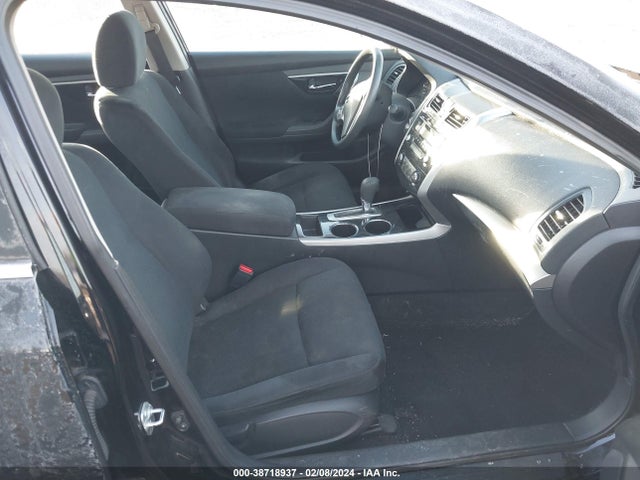 Nissan Altima 2.5 S 2014 1N4AL3AP1EC182912 Image 5