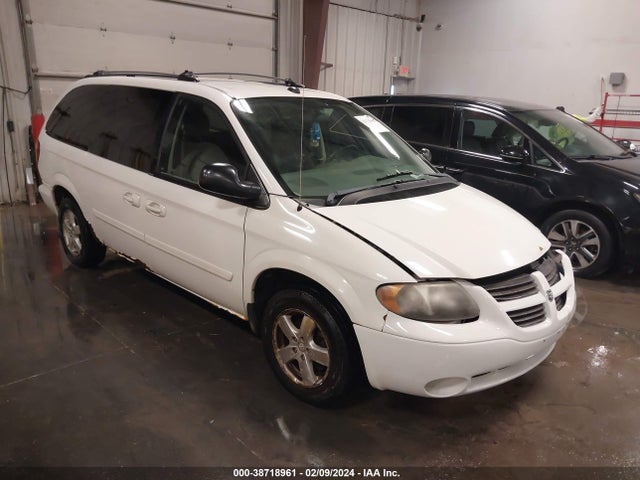 2005 DODGE GRAND CARAVAN SXT VIN: 2D4GP44L55R534150