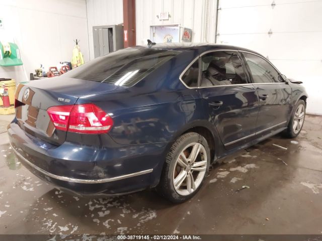 1VWBV7A36FC069551 Volkswagen Passat 2.0l Tdi Se