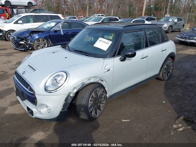 2016 MINI HARDTOP WMWXU3C58G2D31368 Photo 1