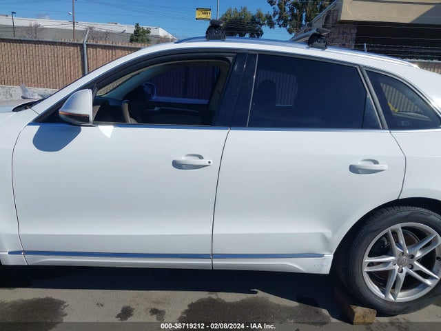 Audi Q5 2.0t Premium 2014 WA1LFAFP5EA106705 Image 13