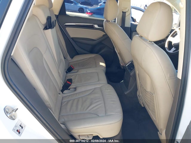 Audi Q5 2.0t Premium 2014 WA1LFAFP5EA106705 Image 8