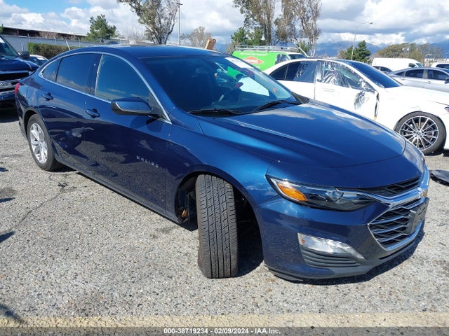 Chevrolet MALIBU LT 2019 1G1ZD5STXKF126777 Image 1