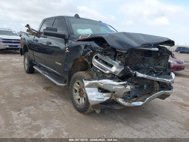 RAM 2500 Tradesman  4x4 6'4 Box 2019 3C6UR5CL7KG595252 главное изображение