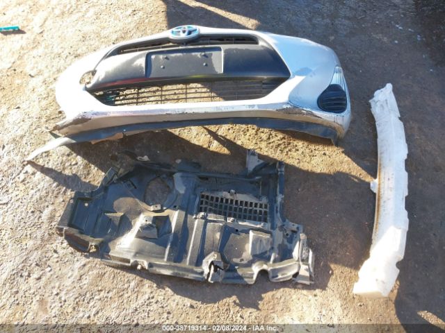 JTDKDTB35G1122752 Toyota Prius C One