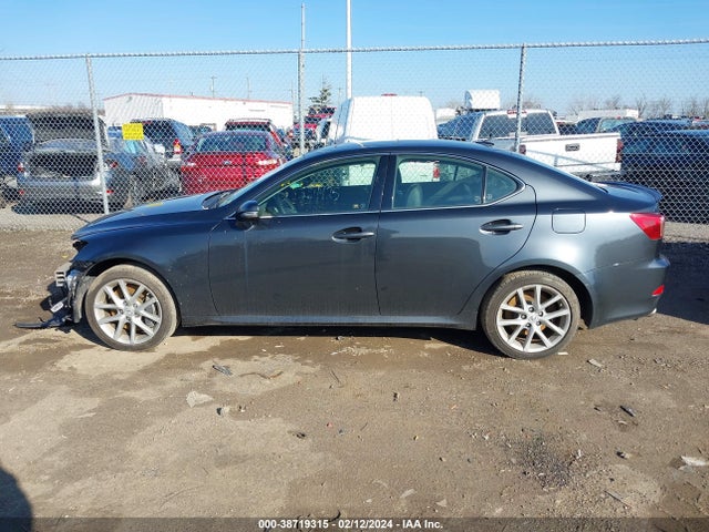2011 LEXUS IS 350 VIN: JTHCE5C24B5002024
