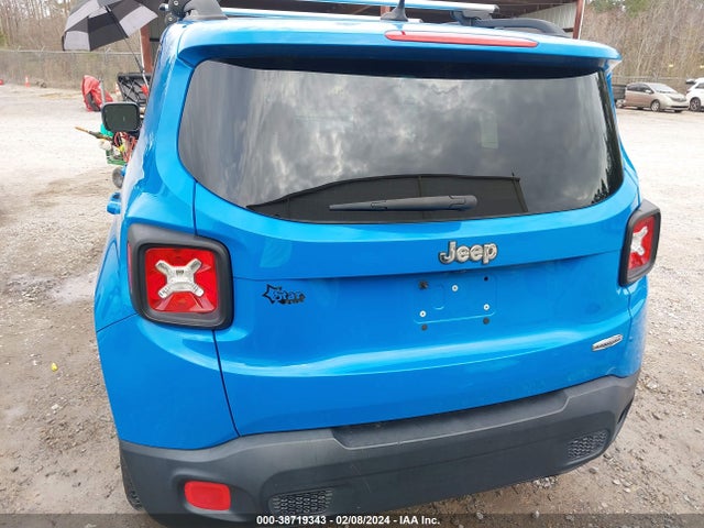 ZACCJABT8FPB86932 Jeep Renegade Latitude
