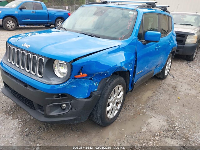 ZACCJABT8FPB86932 Jeep Renegade Latitude