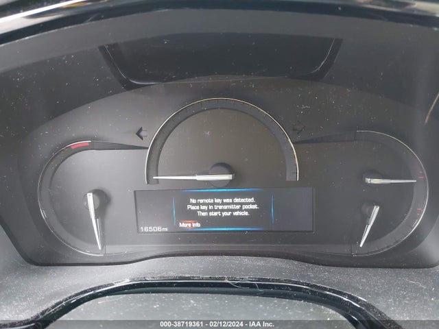 1GYKNBRS7KZ107470 Cadillac Xt5 Standard