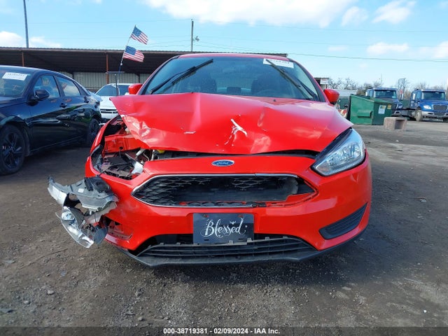 2016 FORD FOCUS SE VIN: 1FADP3F2XGL352640