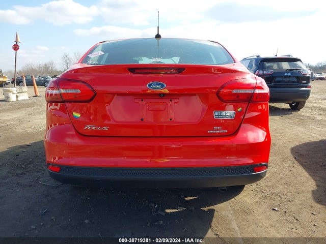 2016 FORD FOCUS SE VIN: 1FADP3F2XGL352640