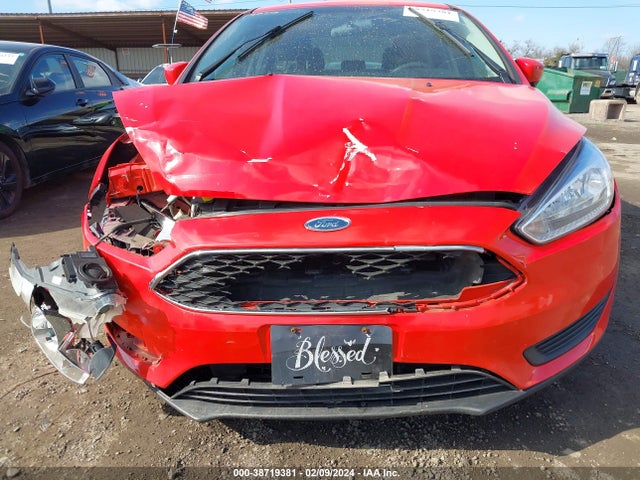 2016 FORD FOCUS SE VIN: 1FADP3F2XGL352640