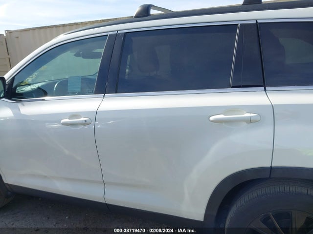 Toyota Highlander Se 2019 5TDKZRFH3KS367720 Image 14