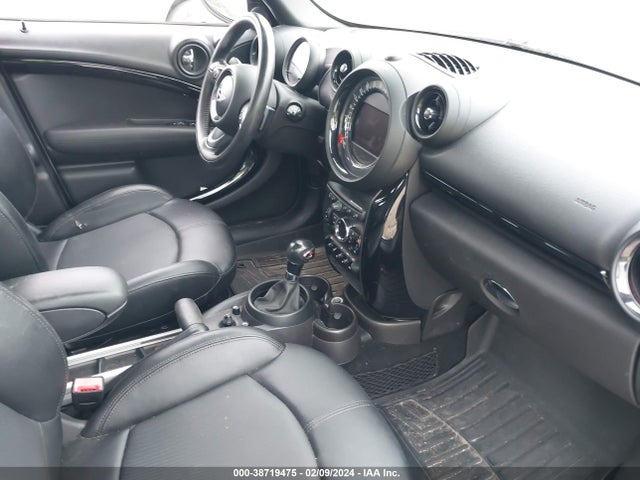 2015 MINI COUNTRYMAN WMWZC3C54FWT03647 Photo 4
