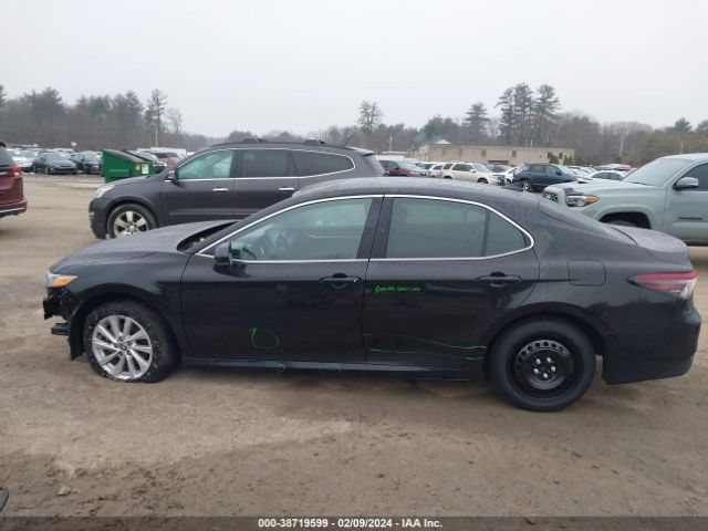 4T1C11AK8PU815139 Toyota CAMRY LE