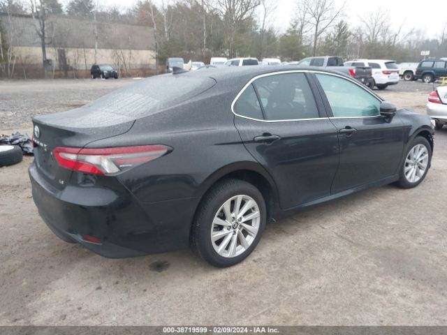 4T1C11AK8PU815139 Toyota CAMRY LE