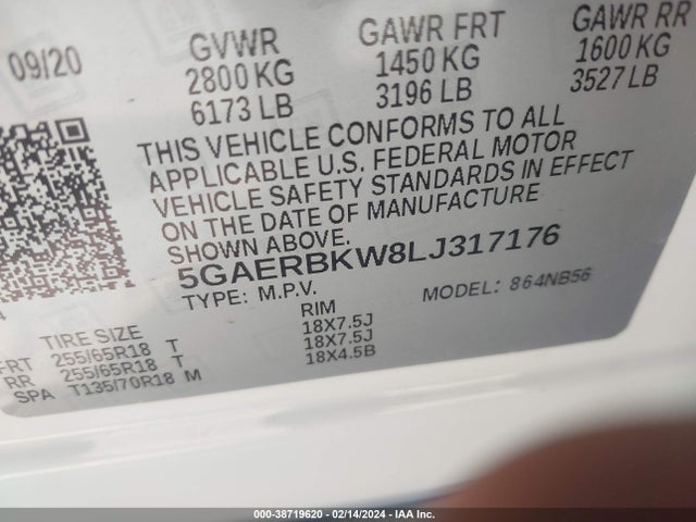 5GAERBKW8LJ317176 Buick Enclave Fwd Essence
