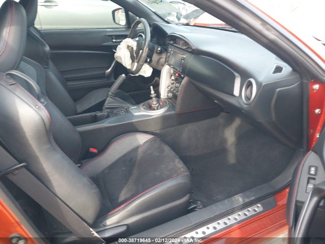 JF1ZNAA1XE9709386 Scion Fr-s Monogram