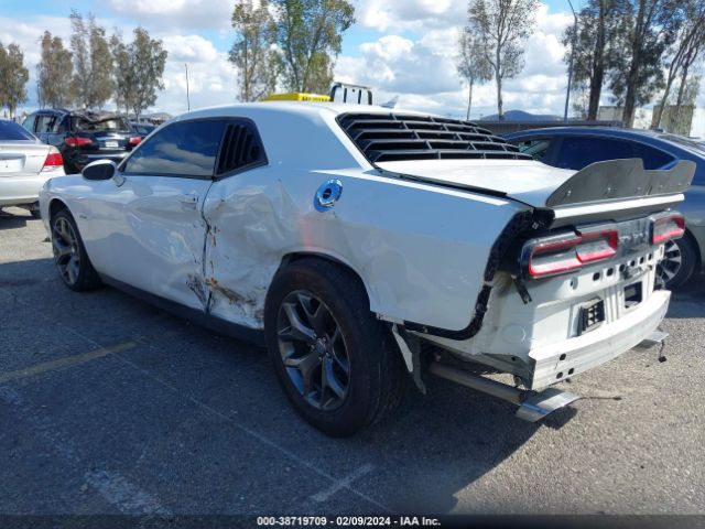 2015 DODGE CHALLENGER 2C3CDZAT6FH733628 Photo 2