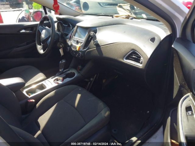 1G1BE5SM2H7120000 Chevrolet Cruze Lt Auto