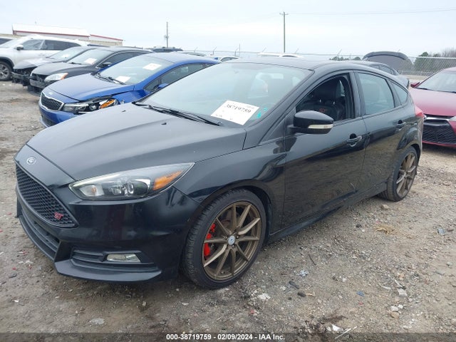 Ford FOCUS ST 2016 1FADP3L91GL279742 Image 2