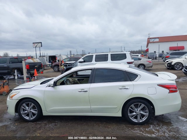 2013 NISSAN ALTIMA 2.5 SV VIN: 1N4AL3AP5DN581602