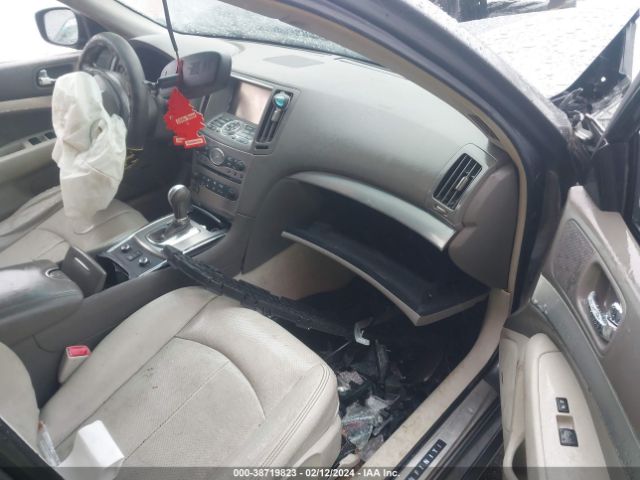 JN1CV6AR6FM524269 Infiniti Q40