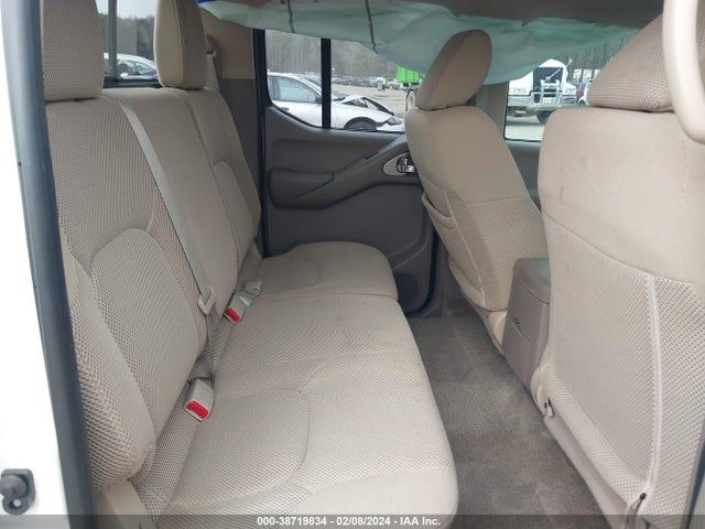 Nissan Frontier Sv 2017 1N6DD0ER8HN763537 Image 8