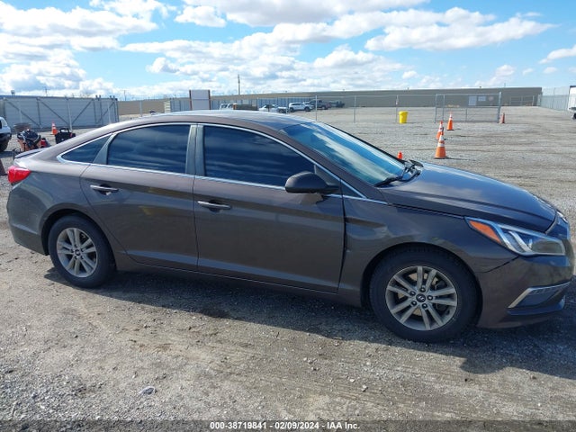 Hyundai SONATA SE 2015 5NPE24AF1FH126387 Image 13