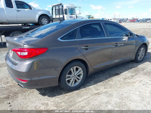 Hyundai SONATA SE 2015 5NPE24AF1FH126387 Image 4