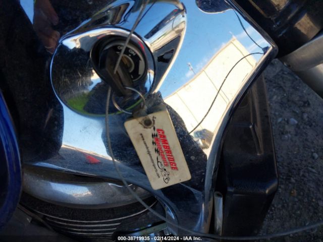 2005 SUZUKI M50 JS1VS56A652104687 Photo 10