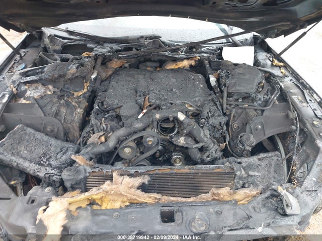 2012 JAGUAR XJ SAJWA1GE9CMV33865 Photo 9