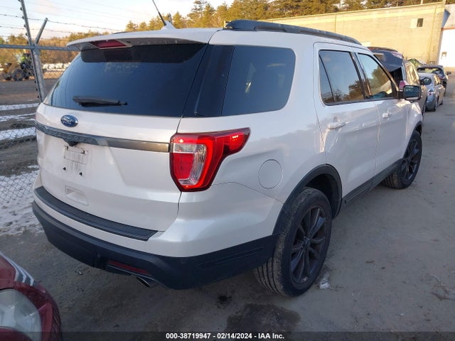 Ford EXPLORER XLT 2018 1FM5K8D86JGB01840 Image 4