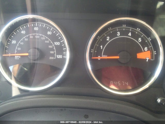 1C4NJDEB8GD747160 Jeep Compass High Altitude Edition
